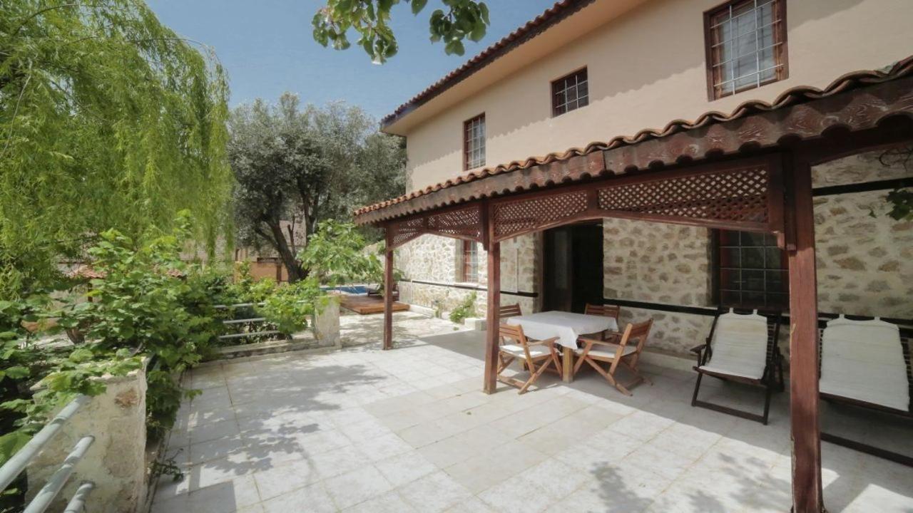 Kleo Cottages Kalkan Exteriör bild
