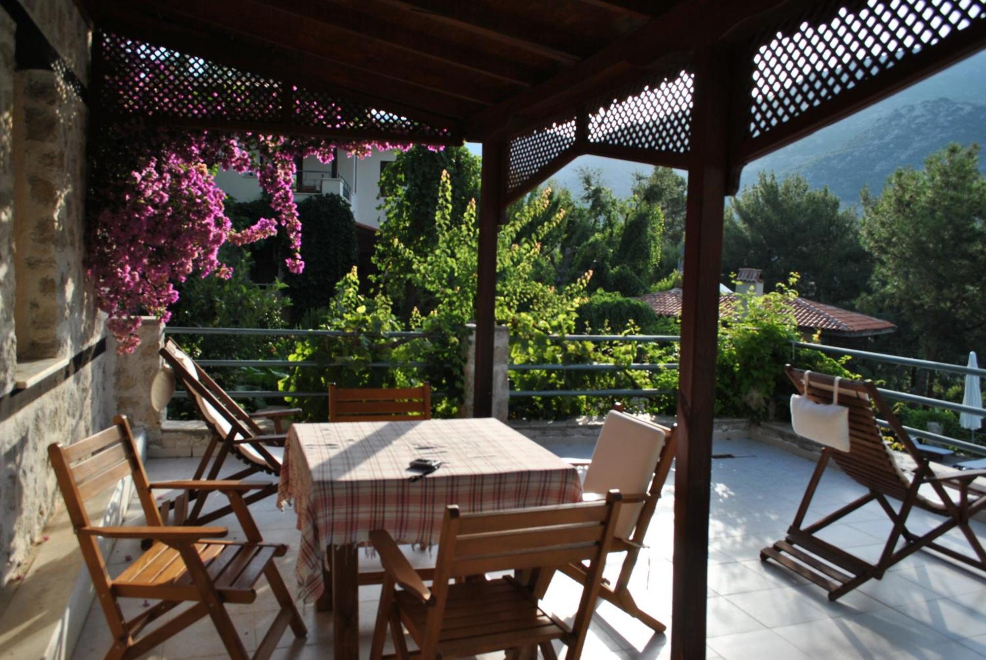 Kleo Cottages Kalkan Exteriör bild