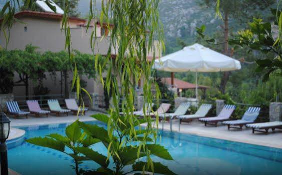 Kleo Cottages Kalkan Exteriör bild